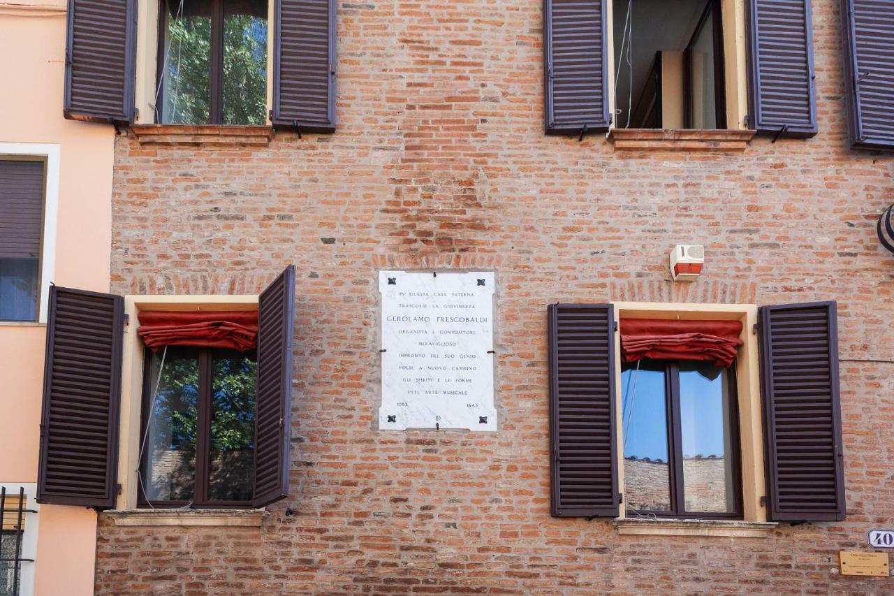 Duplex Apartment In Pieno Centro Ferrara Exterior foto